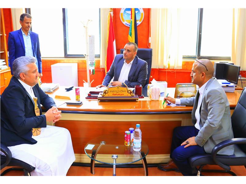 مدير عام هيئة المواصفات يلتقي التجار والمصنعين في اليوم المفتوح ويحث على التسجيل بالبوابة الإلكترونية "تسهيل"